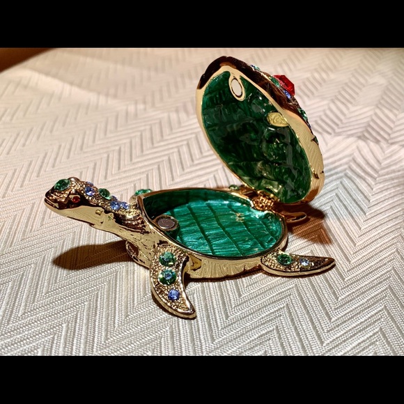 Sea turtle trinket box - Picture 7 of 7